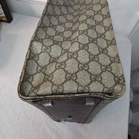 Gucci GG Supreme Monogram Tote With COA - Picture 10 of 11